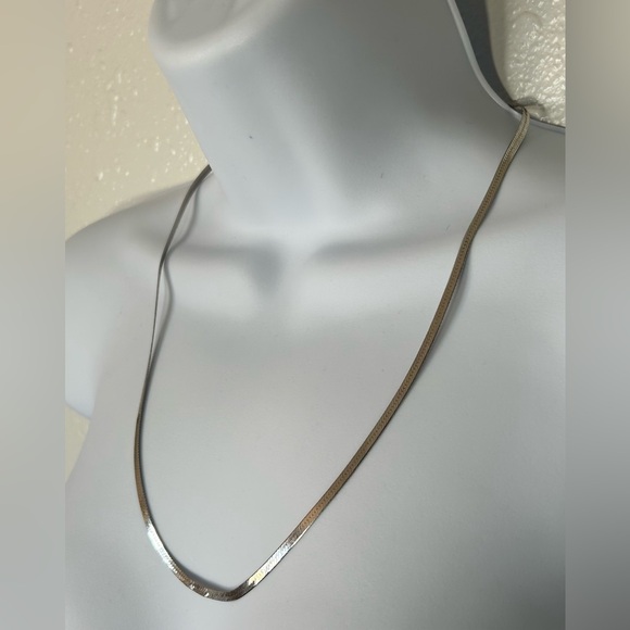 Vintage Italian Silver Necklace - Picture 3 of 10